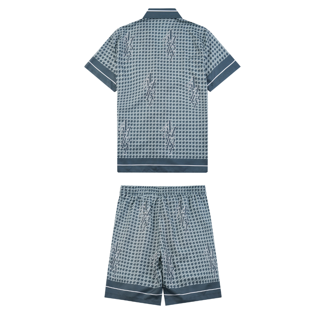 Ensemble Short Amr Staggard Silk