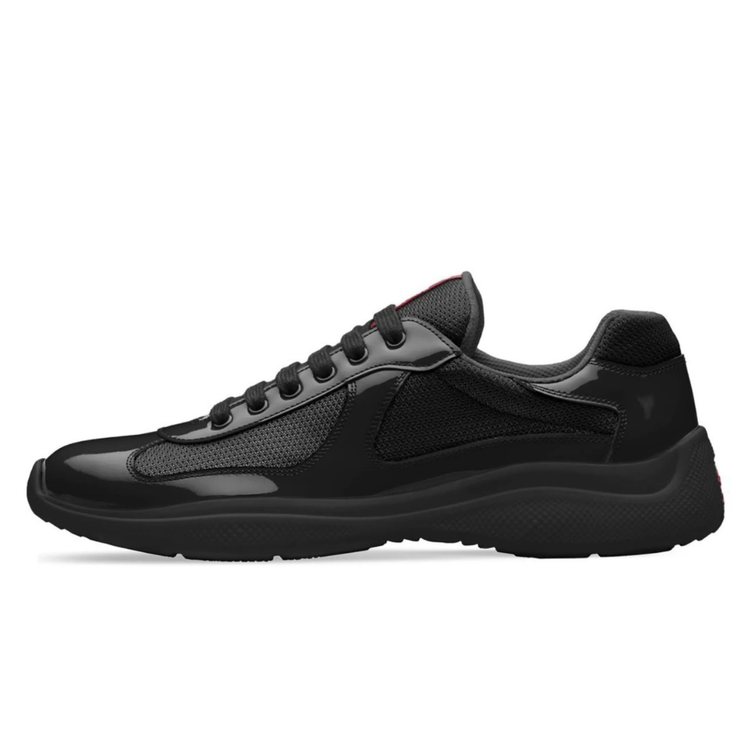 America's Cup Noir