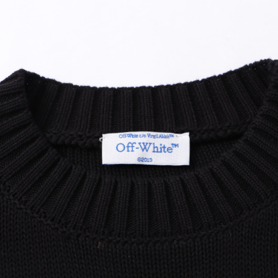 Pull Off-W Monogram