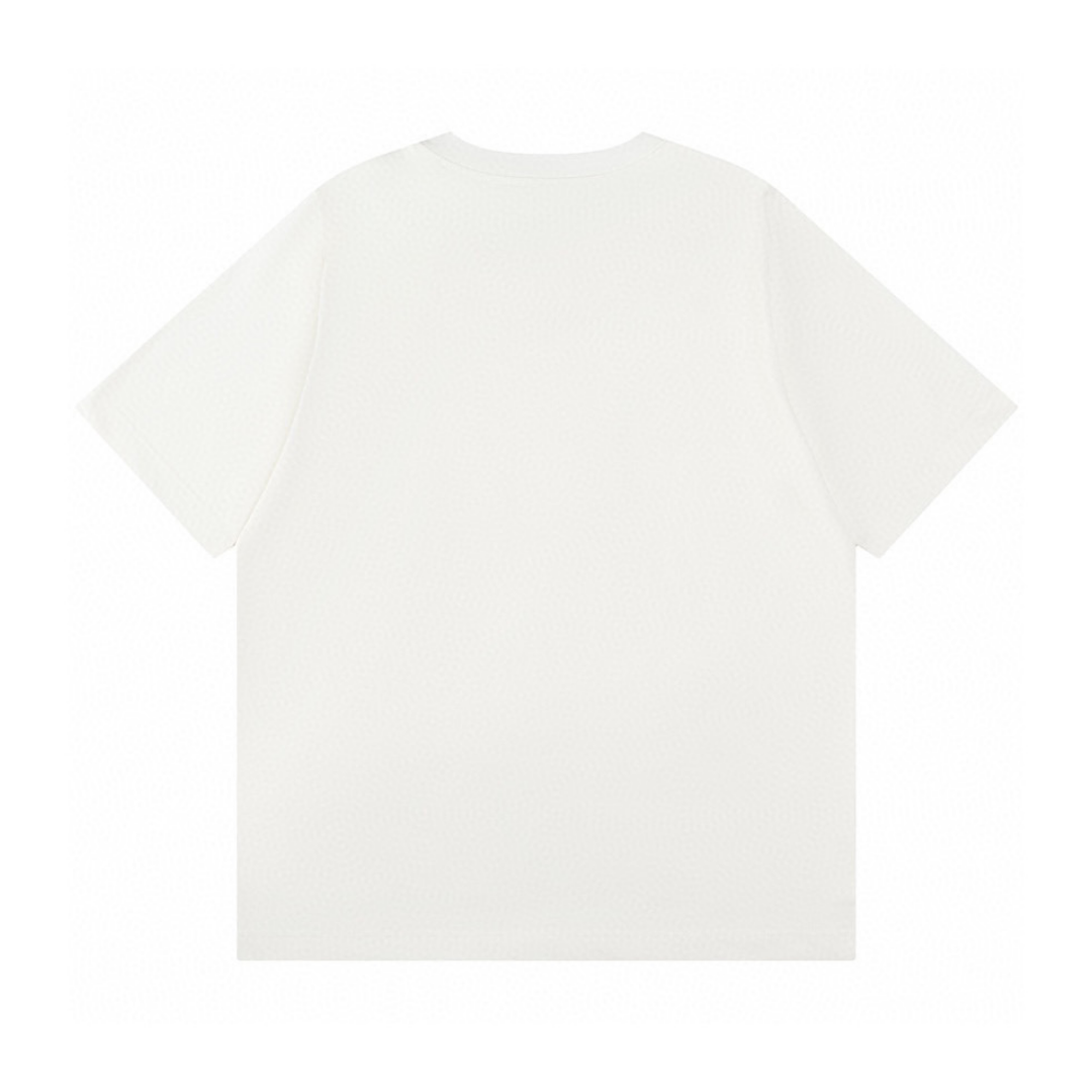 T-Shirt Monogram Badge