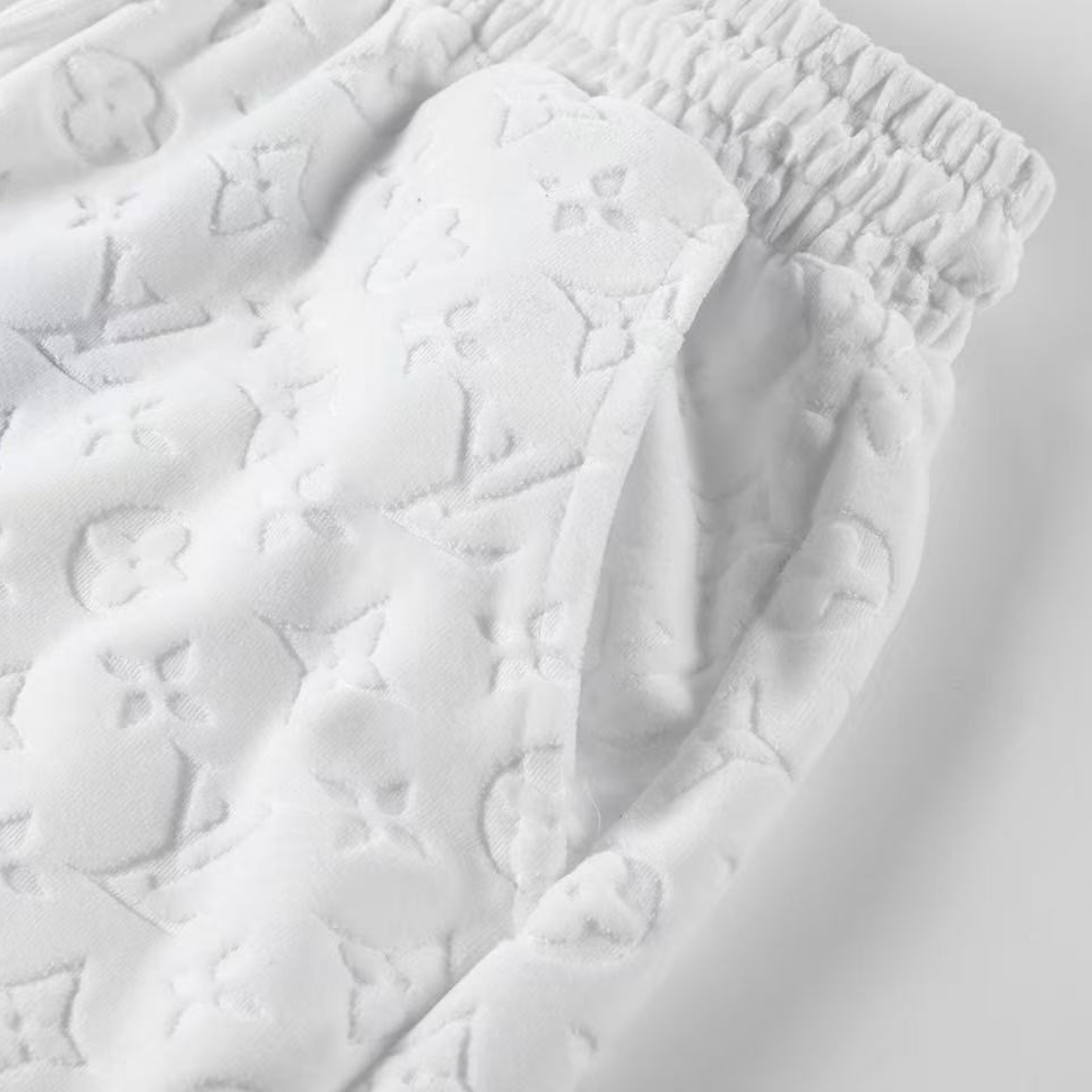 Short Lv Monogram