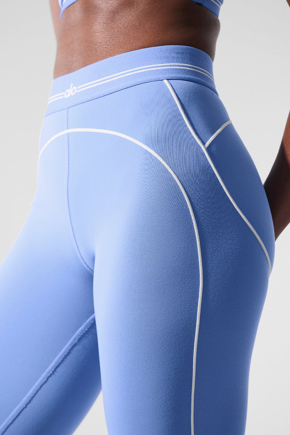 High-Waist Heart Throb Airbrush Crystal Blue Legging