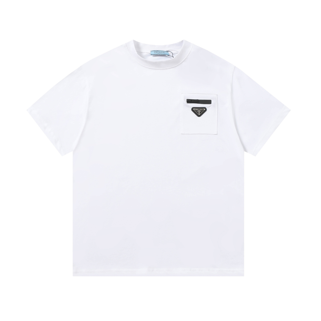T-Shirt Monogram Pocket Badge