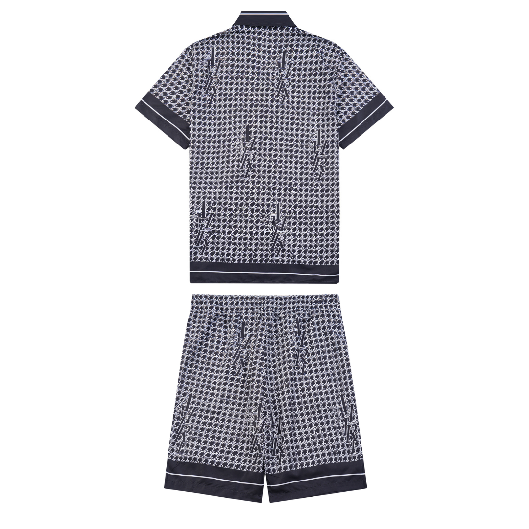 Ensemble Short Amr Staggard Silk