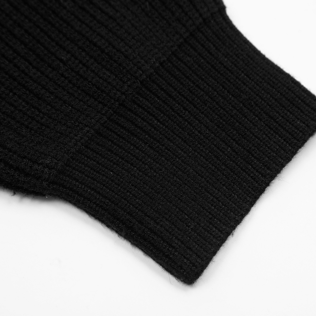 Pull Monogram