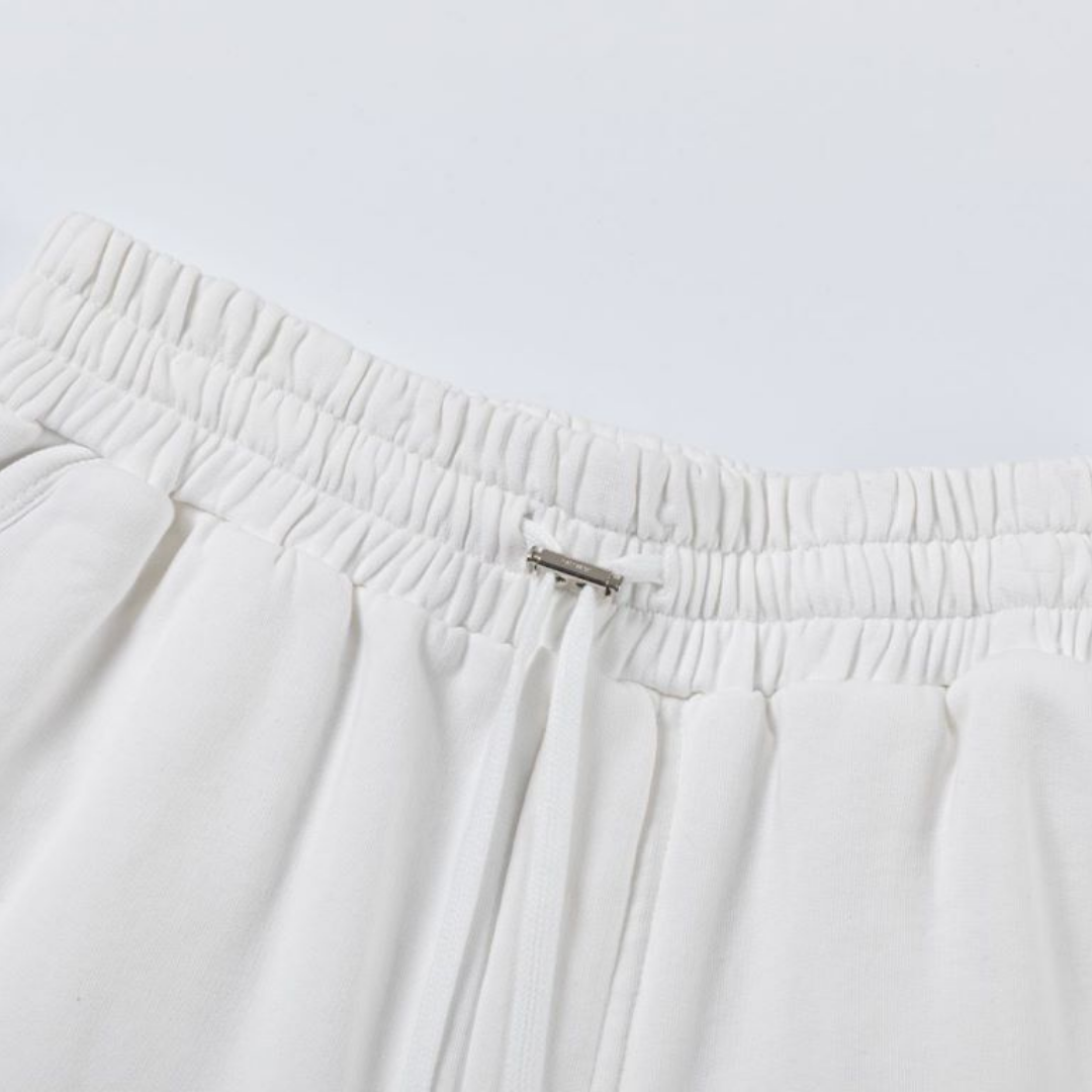 Short Amr Monogram