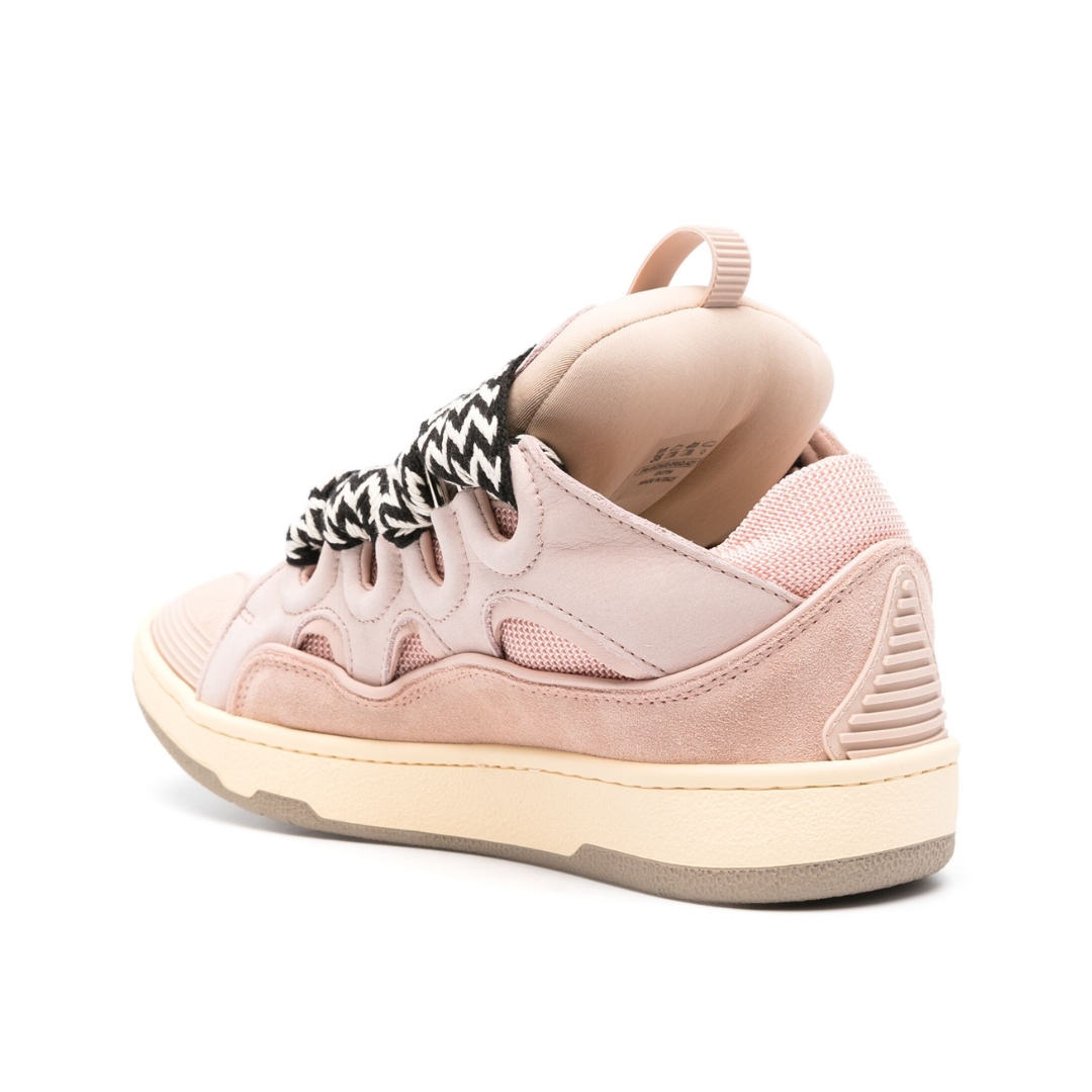 Curb Rose