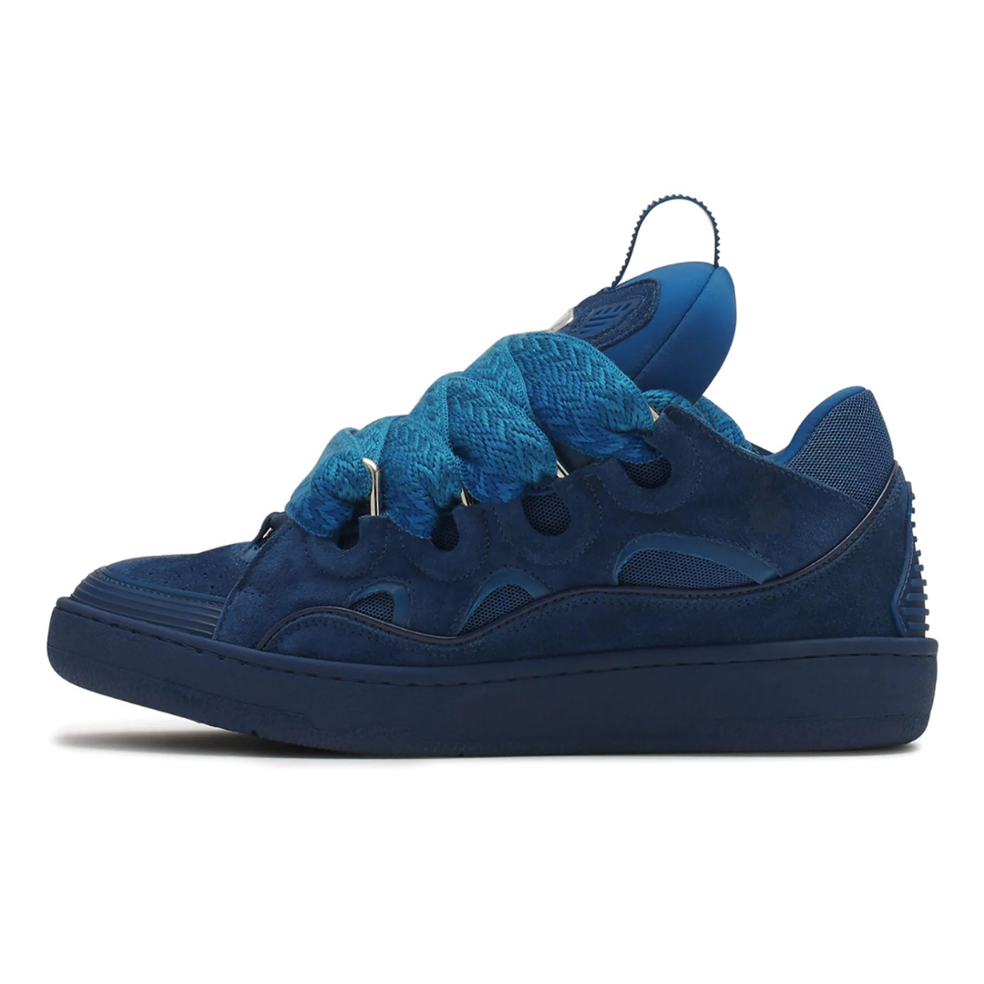 Curb Bleu
