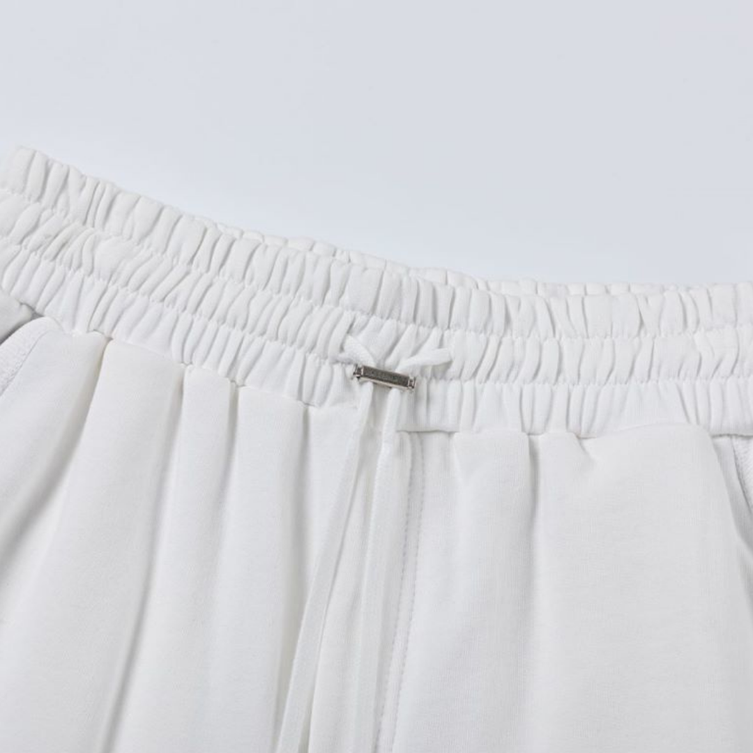 Short Amr Monogram