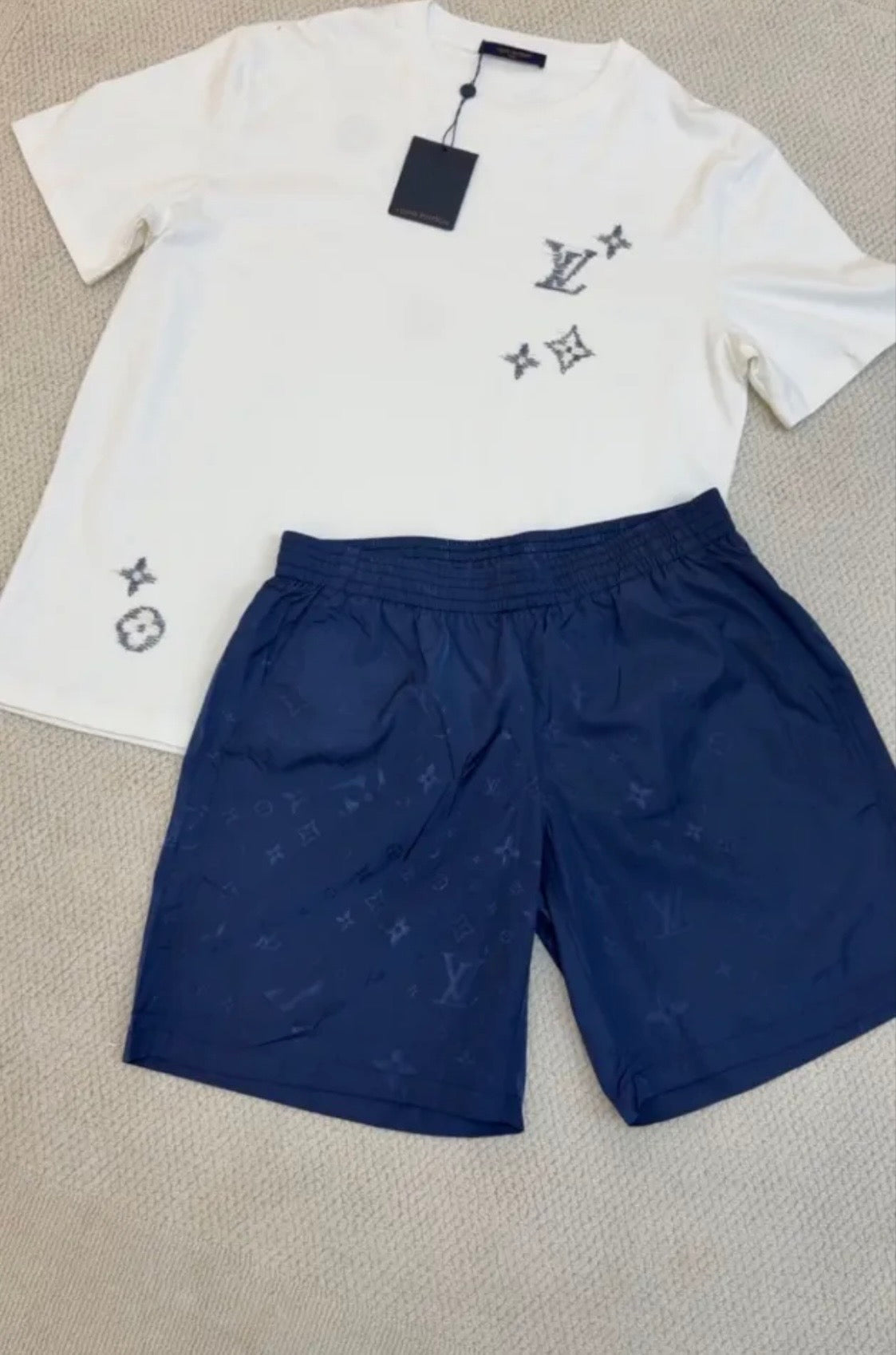 Outfit LV