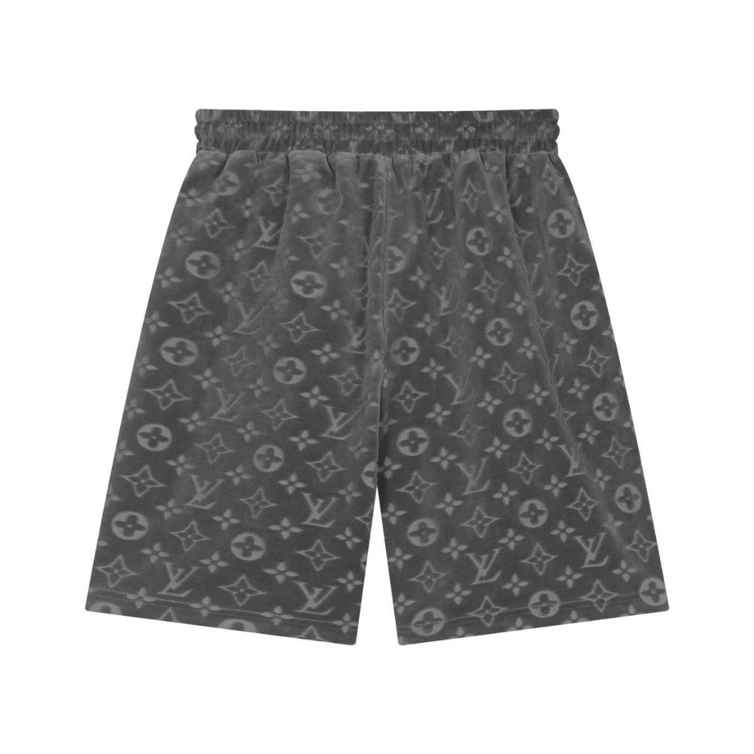 Short Lv Monogram