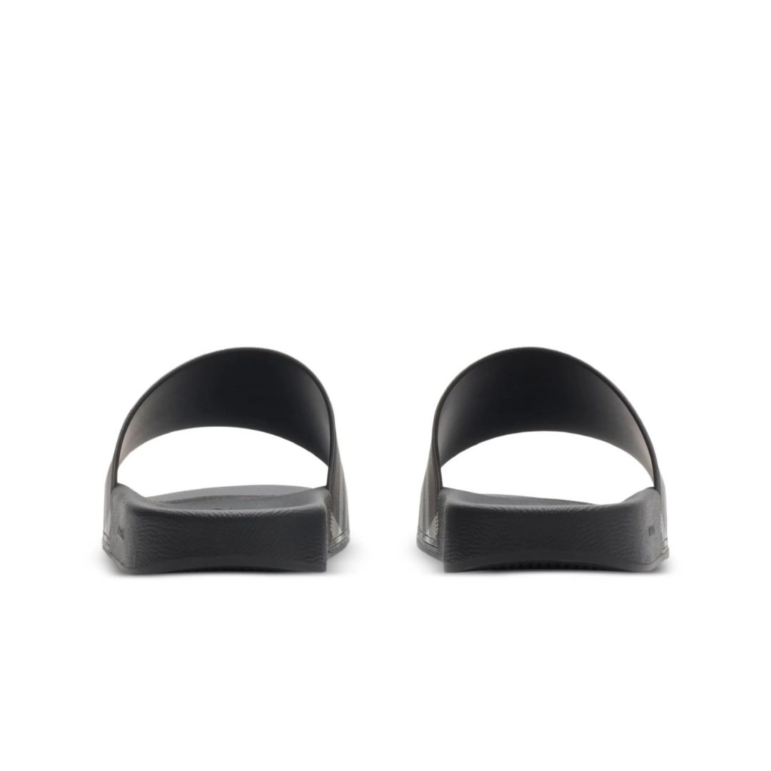 Claquettes Monogram