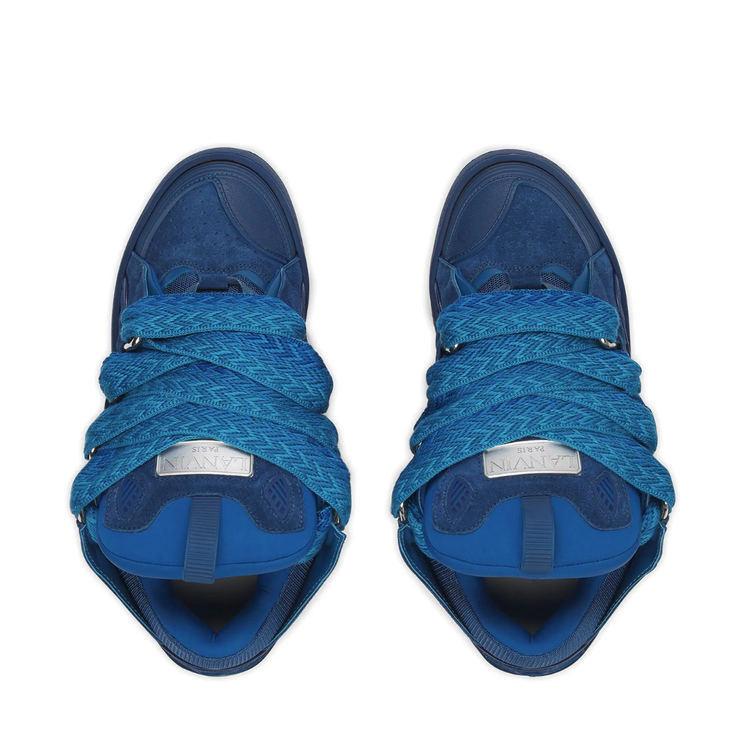 Curb Bleu