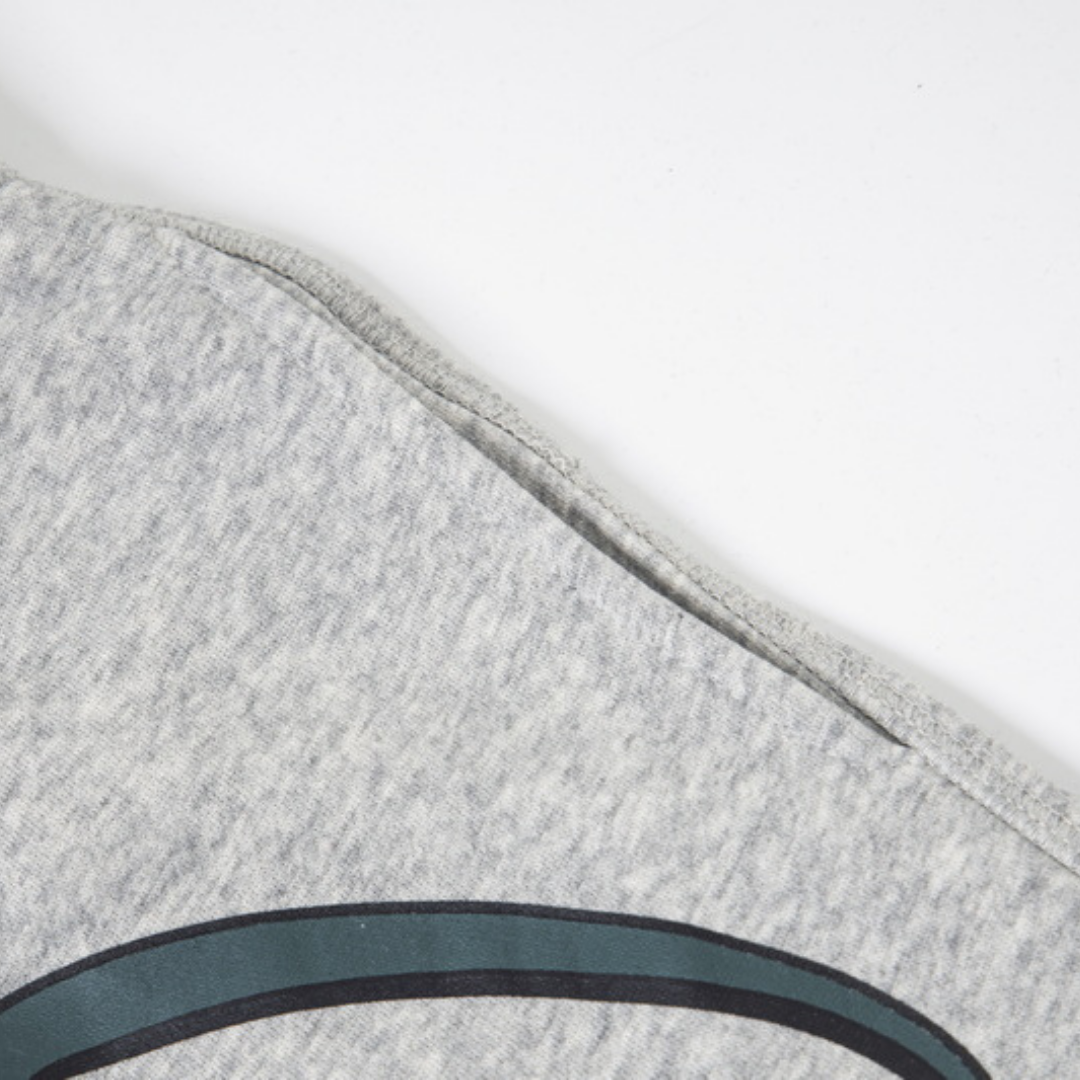 Short Rules the World Gris