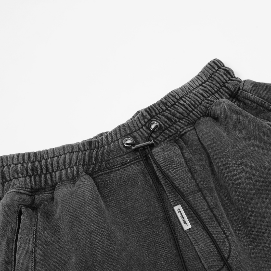 Short Represent Monochromatic