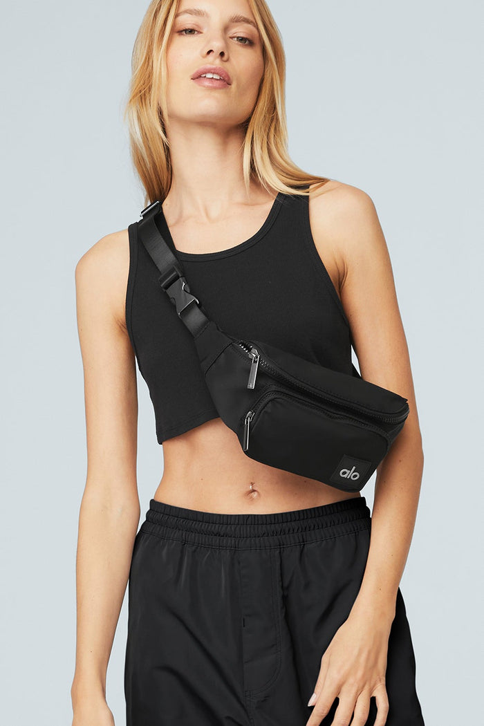 Belt Bag Explorer