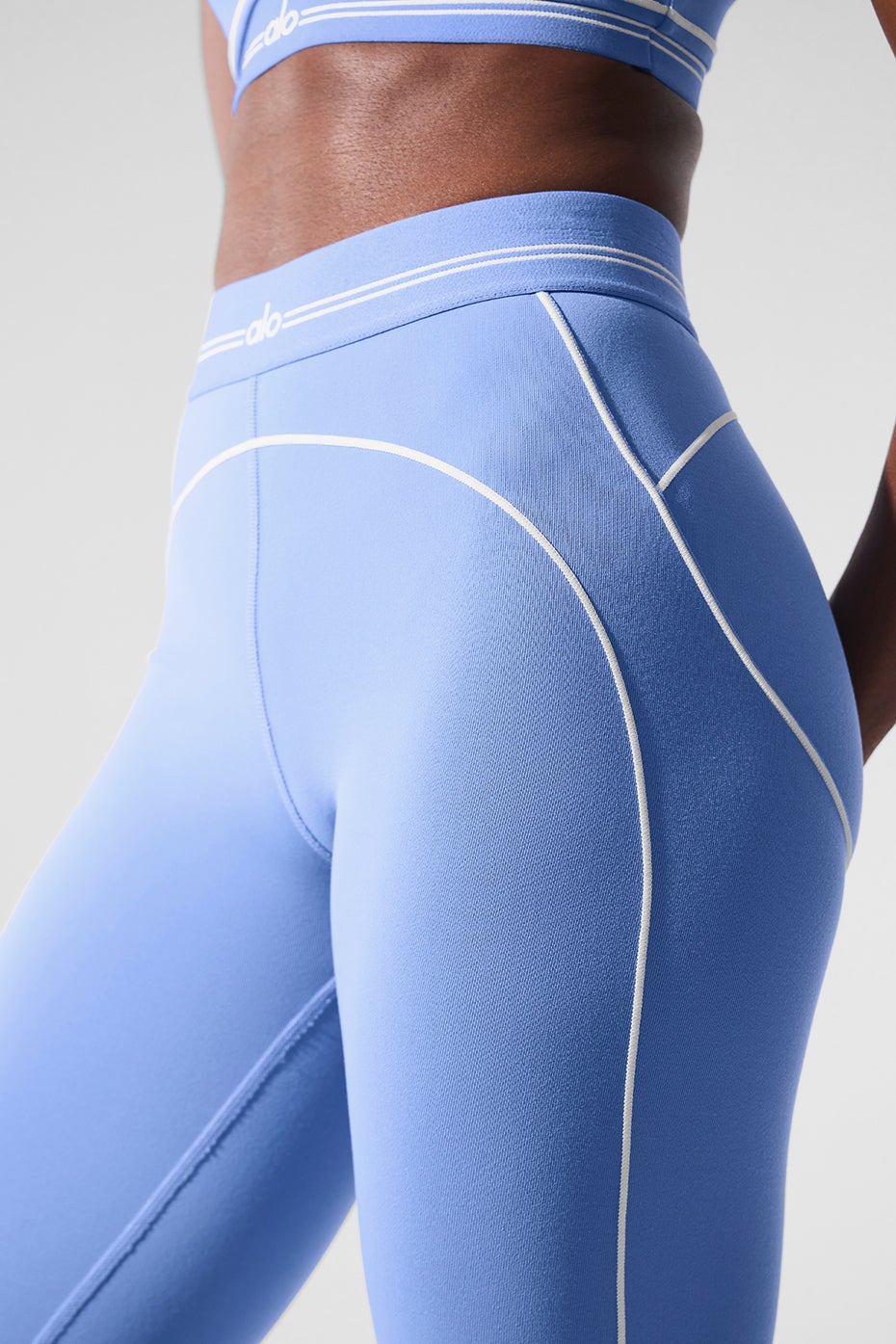 High-Waist Heart Throb Airbrush Crystal Blue Legging