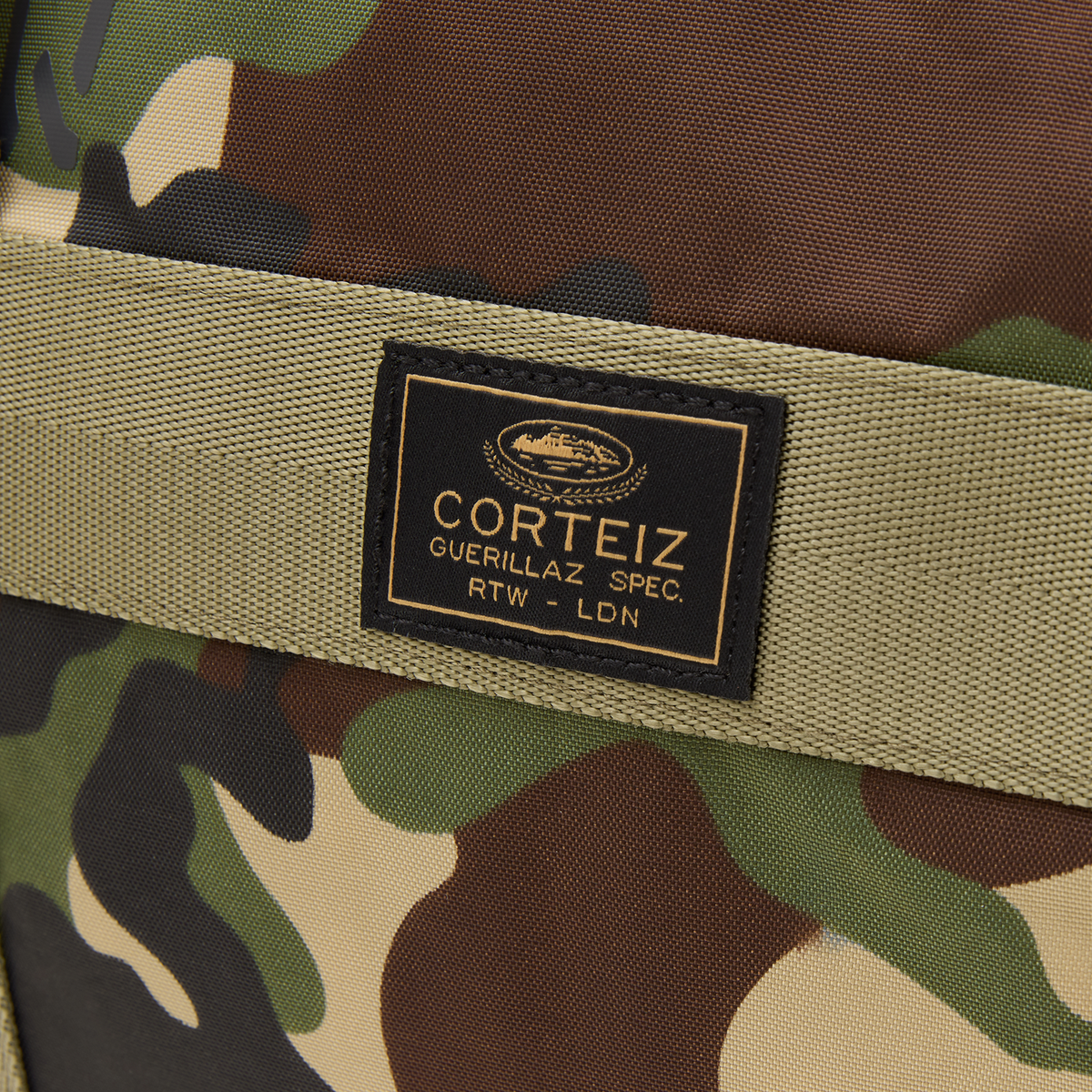 Corteiz Commando Duffle Bag - Woodland Camo
