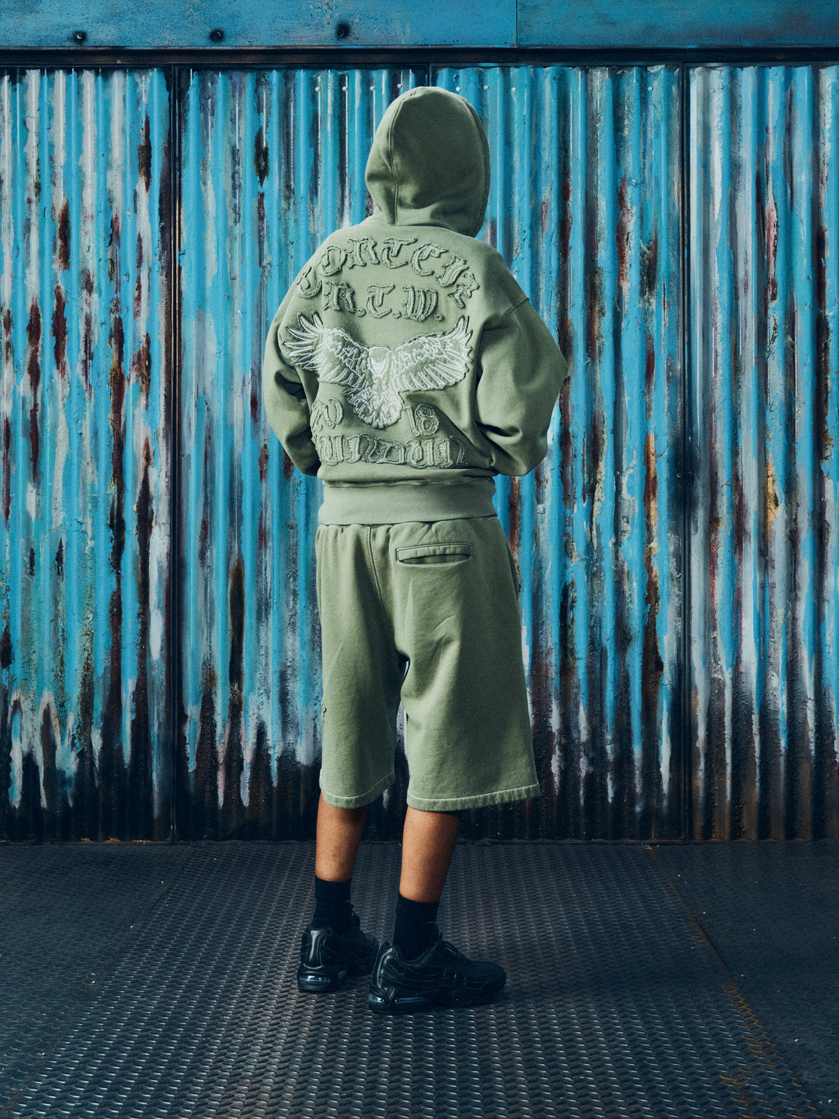 Corteiz Diplomatic Sweatshort - Olive