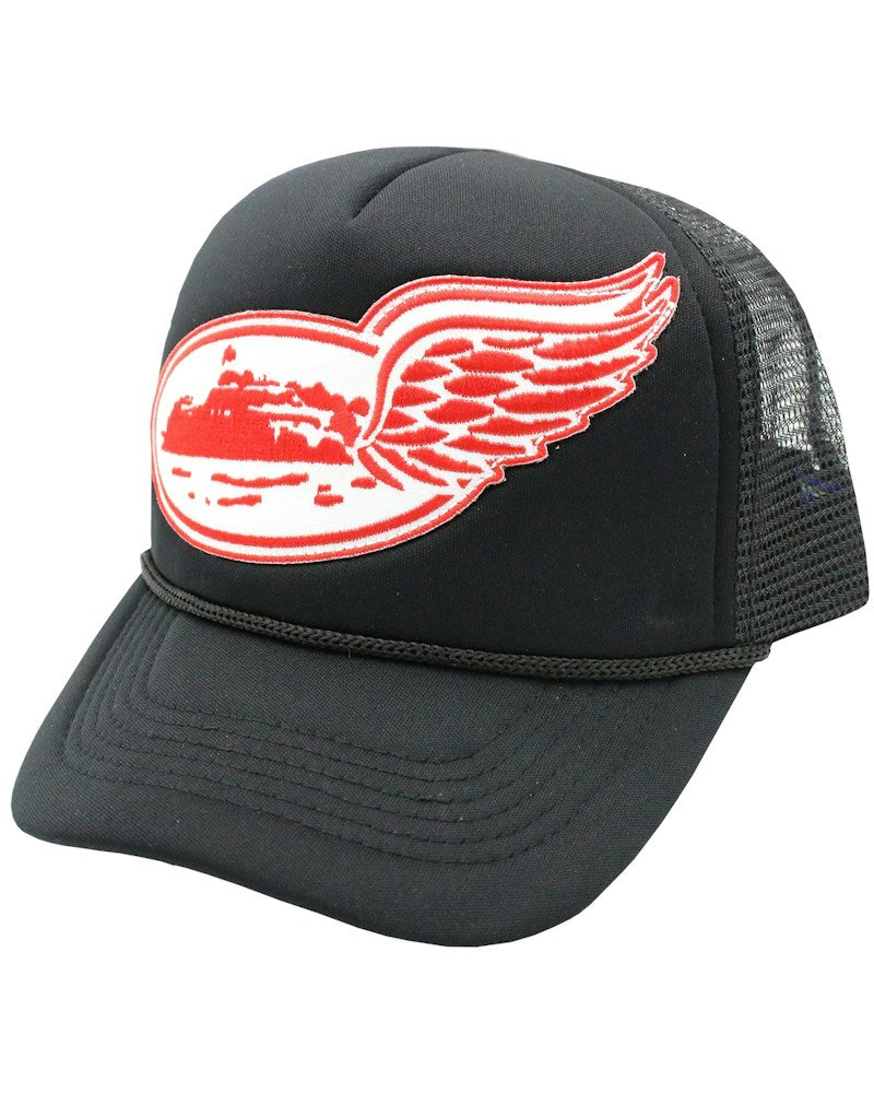 Corteiz Alcatraz Wing Trucker Hat - Black/Red/White