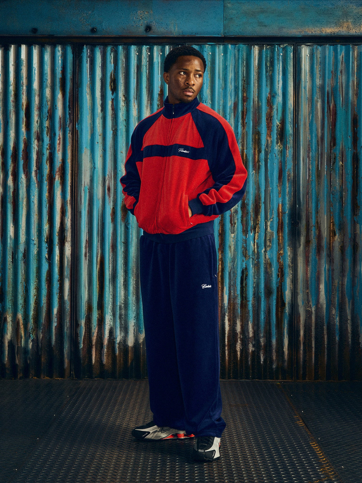 Corteiz Pista Velour Track Pant - Navy