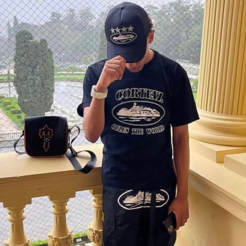 T-Shirt Rules The World Noir