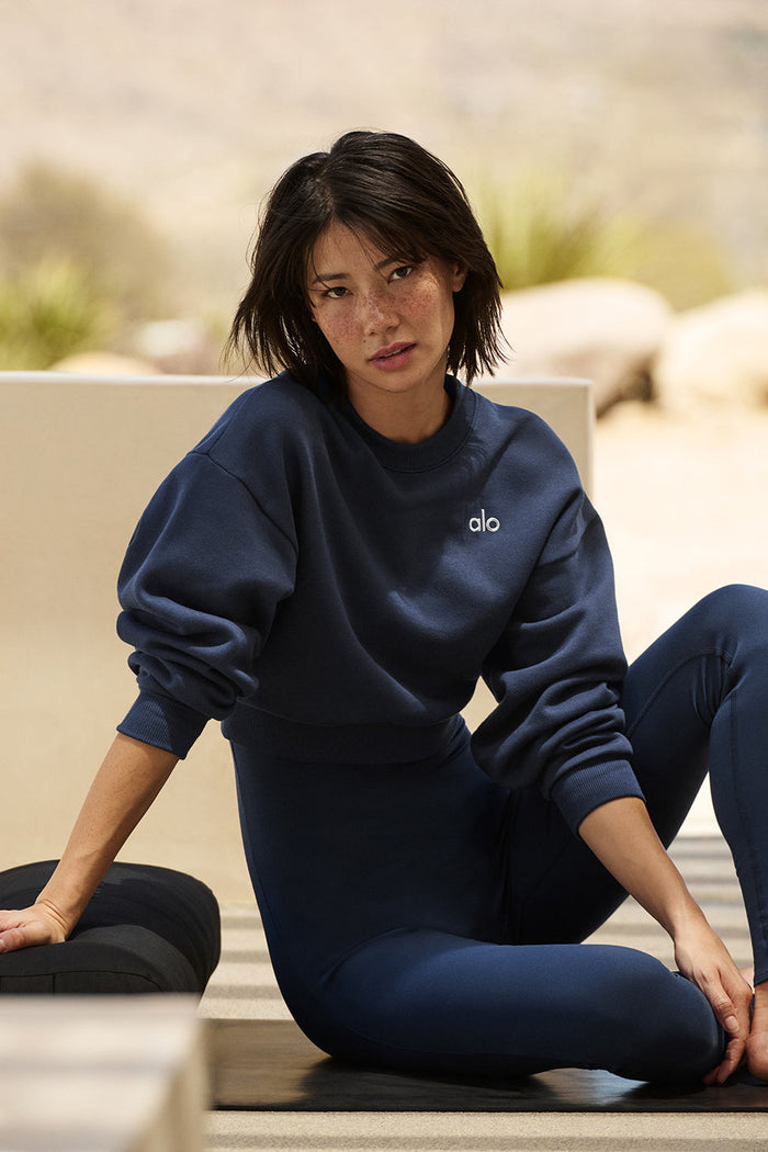 Crewneck Short Accolade Sweater
