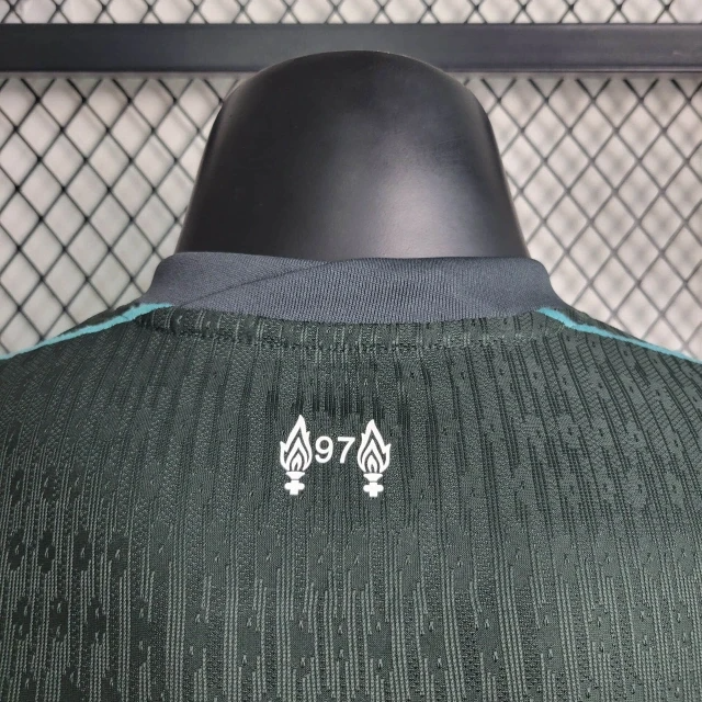 Maillot 2024/2025 Liverpool Away