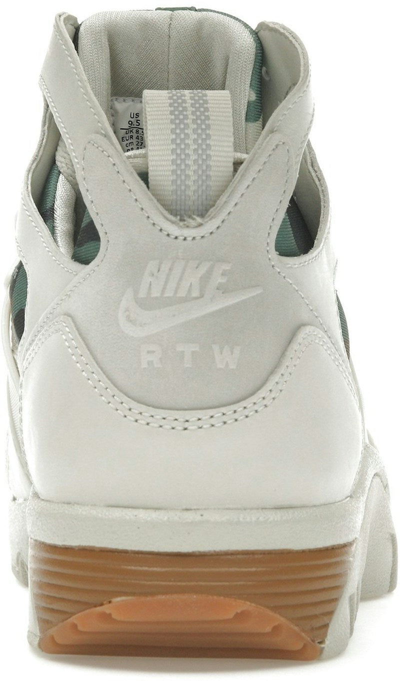 Nike Air Trainer Huarache Corteiz - Light Bone