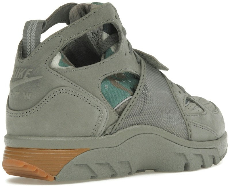 Nike Air Trainer Huarache Corteiz - Gully Grey